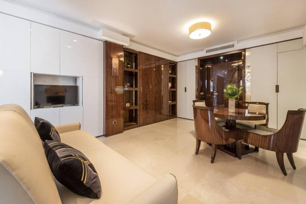 Milan Royal Suites - Luxury Duomo מראה חיצוני תמונה
